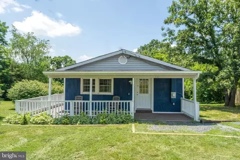 131 Bixlers Ferry Rd, Luray, VA 22835