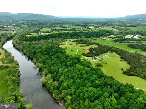 2 Shuler Ln, Stanley, VA 22851
