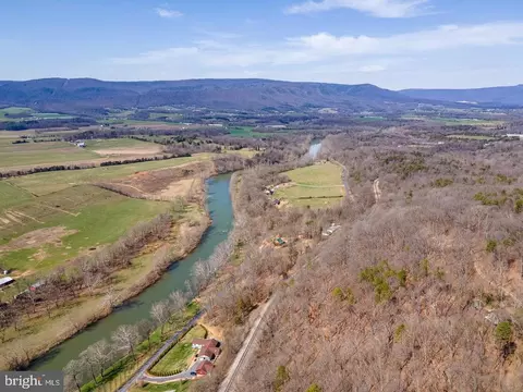 River View Pl, Shenandoah, VA 22849