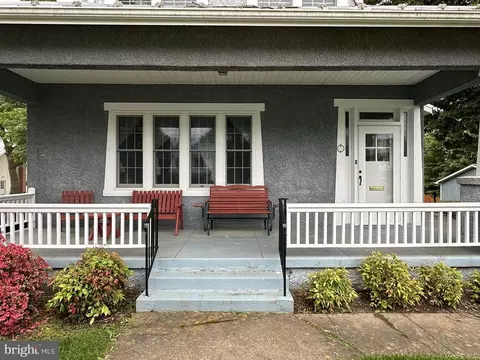 4 Bartlett Ave, Luray, VA 22835 photo 2