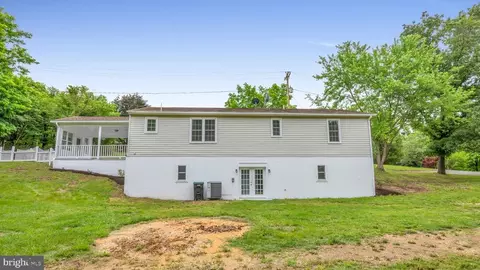 229 Chapel Rd, Stanley, VA 22851 photo 6