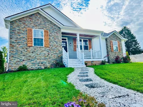 156 Bixlers Fry, Luray, VA 22835