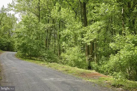 Friendly Ln, Stanley, VA 22851 photo 7