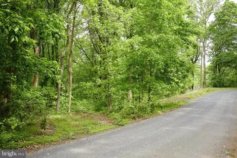 Friendly Ln, Stanley, VA 22851