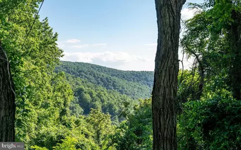 Park Heights Rd, Stanley, VA 22851