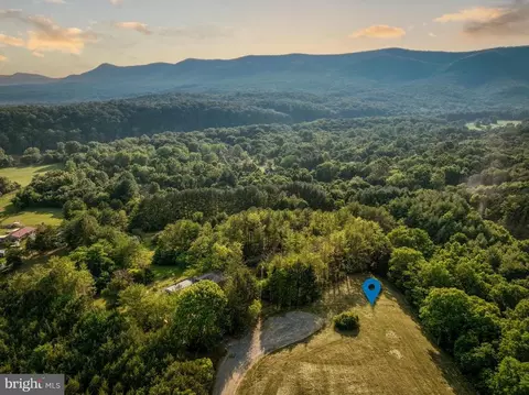 Spur Dr, Rileyville, VA 22650