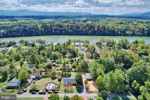257 Big Oak Dr, Luray, VA 22835