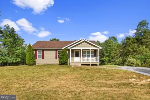 7304 Us Hwy 340n, Rileyville, VA 22650
