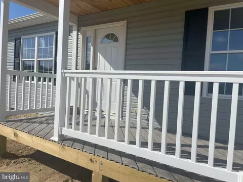 460 Leola Loop, Stanley, VA 22851 photo 4