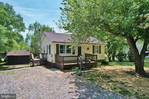 140 Wayland Dr, Stanley, VA 22851