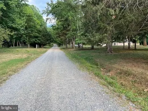 154 Helms Rd, Stanley, VA 22851 photo 2