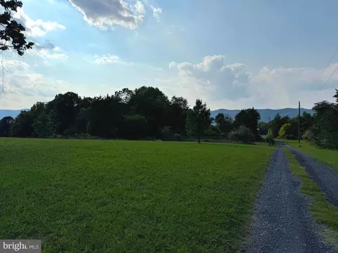 Young Rd, Luray, VA 22835