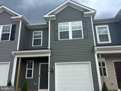 174 Caterpillar Dr, Luray, VA 22835