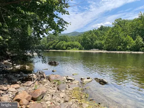 River Hills Rd, Shenandoah, VA 22849