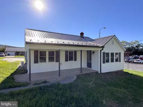 195 Reed Ln, Stanley, VA 22851