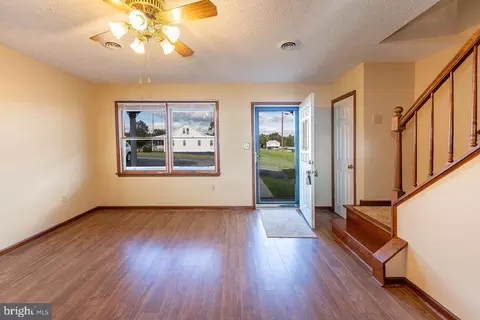 215 Third St, Luray, VA 22835 photo 10