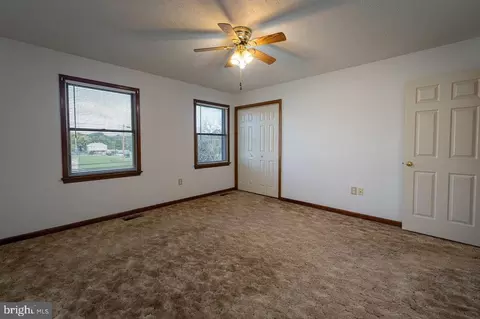 215 Third St, Luray, VA 22835 photo 24