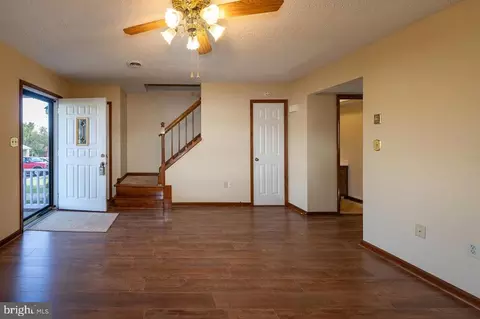 215 Third St, Luray, VA 22835 photo 8