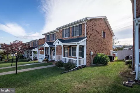 215 Third St, Luray, VA 22835 photo 3