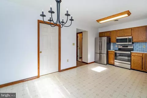 215 Third St, Luray, VA 22835 photo 15