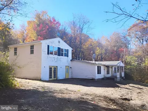 738 Park Line Rd, Stanley, VA 22851