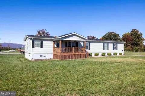 514 Ellis Dr, Luray, VA 22835