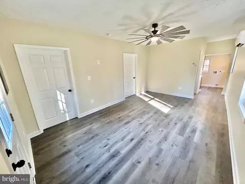1294 E Main St, Stanley, VA 22851 photo 17