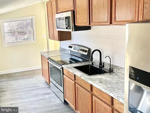 1294 E Main St, Stanley, VA 22851 photo 28