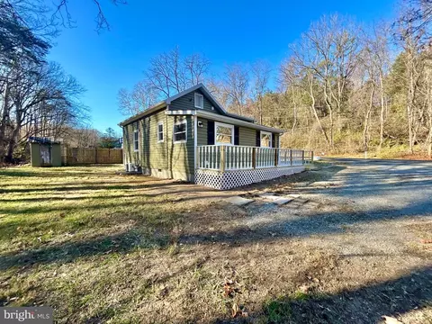 1294 E Main St, Stanley, VA 22851 photo 9