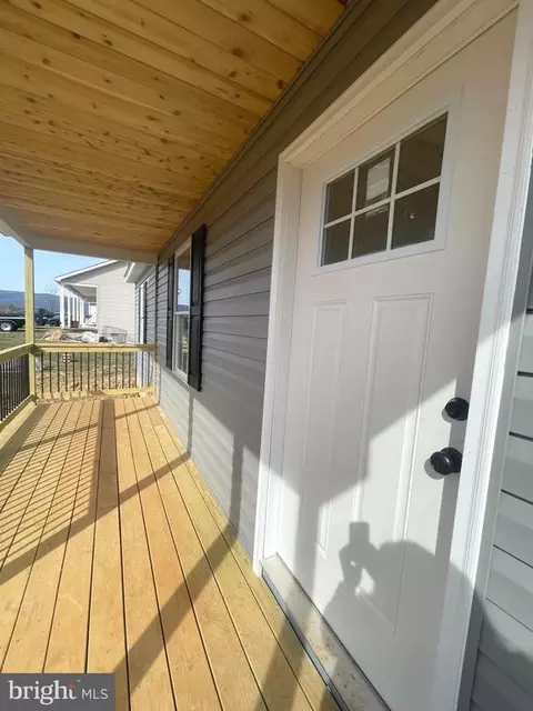 535 Leola Loop, Stanley, VA 22851 photo 4