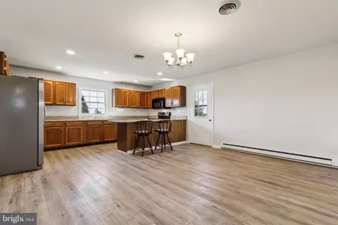 24 Springview Blvd, Luray, VA 22835 photo 2