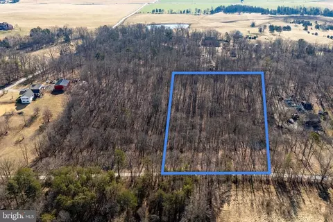 Mont View Ln, Luray, VA 22835