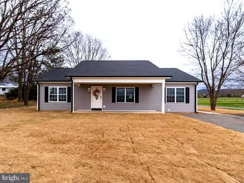1087 Judy Ln, Stanley, VA 22851