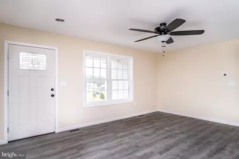407 Leola Loop, Stanley, VA 22851 photo 4