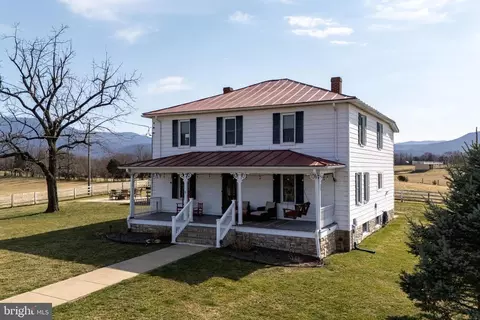 467 Vista View Rd, Stanley, VA 22851