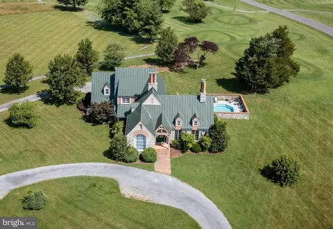 100 Beall Ave, Luray, VA 22835