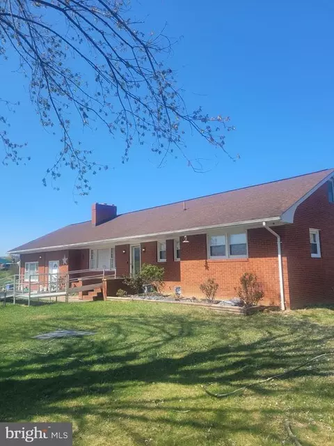1441 Aylor Grubbs Ave, Stanley, VA 22851 photo 4