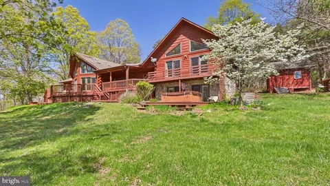 974 Cross Mountain Rd, Luray, VA 22835