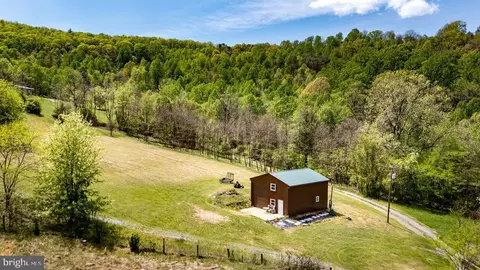 1797 Cubbage Hollow Rd, Stanley, VA 22851