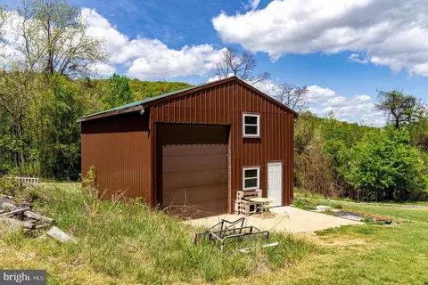 1797 Cubbage Hollow Rd, Stanley, VA 22851 photo 4