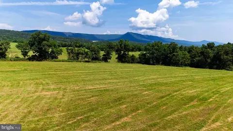 11 Shuler Ln, Stanley, VA 22851