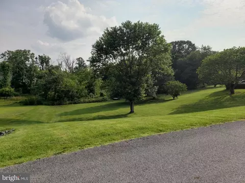 Oakcrest Drive, Luray, VA 22835