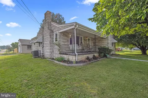 600 10th St, Shenandoah, VA 22849