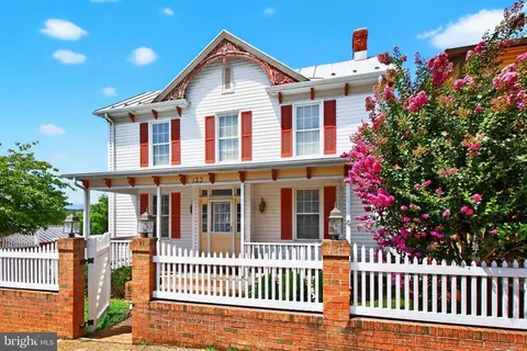 123 E Main St E, Luray, VA 22835
