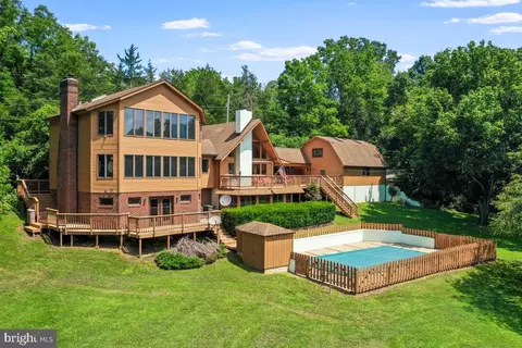 127 N West Turn N, Shenandoah, VA 22849