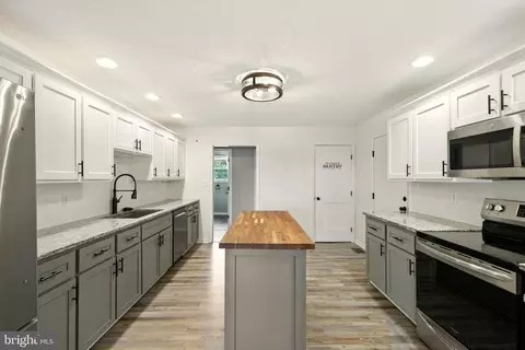 413 Aylor Grubbs Ave, Stanley, VA 22851 photo 22