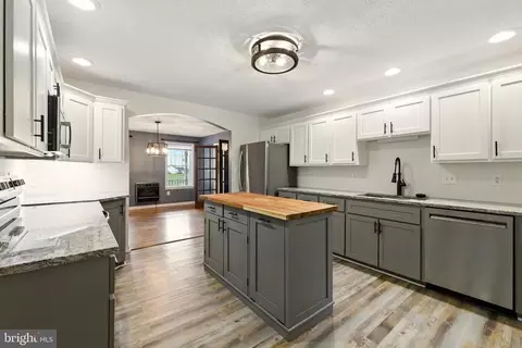 413 Aylor Grubbs Ave, Stanley, VA 22851 photo 10
