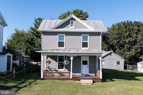 33 N Marye Ln N, Luray, VA 22835