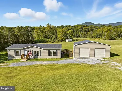 171 Skyview Dr, Luray, VA 22835