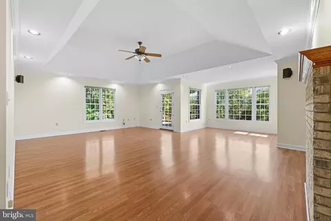 4 Constitution Ave, Luray, VA 22835 photo 4